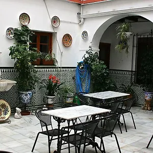 La Fuente בית הארחה